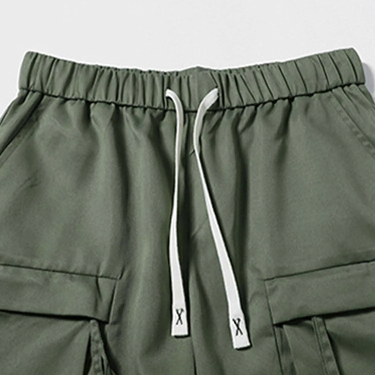 Sinzelimin Men's Cargo Shorts Fashion Multiple Pockets Lace up Elastic Waist Comfy Breathable Workwear Fishing Cropped Pants