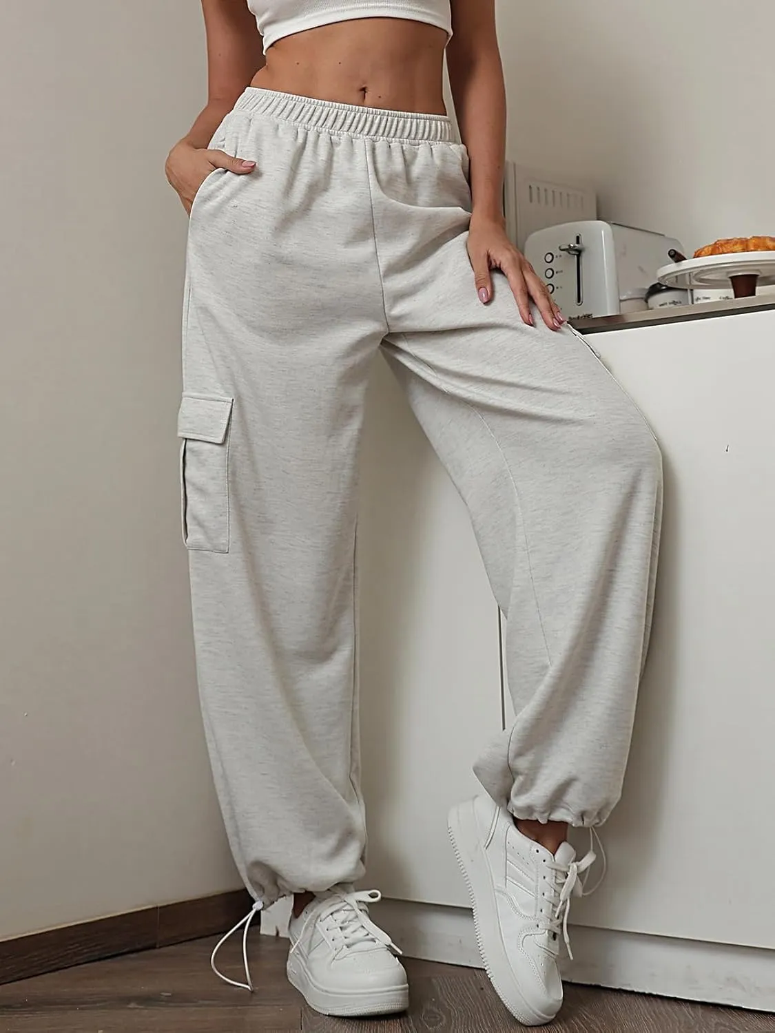 Womens Casual Sweatpants High Waisted Baggy Cargo Pants Athletic Running Joggers Y2K Wide Leg Pant with Pockets