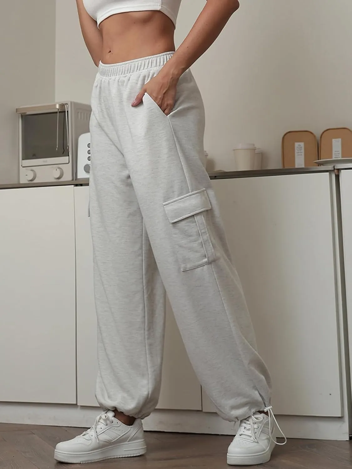 Womens Casual Sweatpants High Waisted Baggy Cargo Pants Athletic Running Joggers Y2K Wide Leg Pant with Pockets